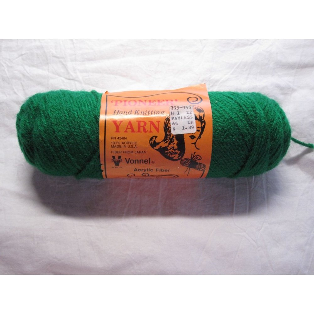 NEW Pioneer Hand Knitting‎ Yarn Vonnel Acrylic Fiber #286 Paddy Green No Dye Lot
